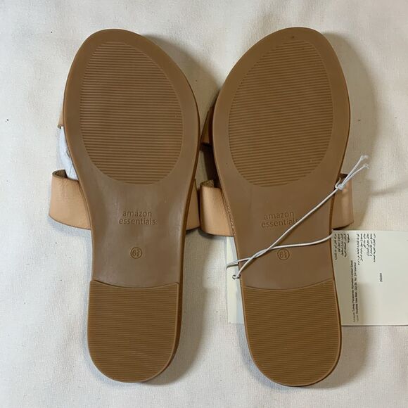 Amazon Essentials size 6.5 cream color sandal slides - Picture 2 of 6